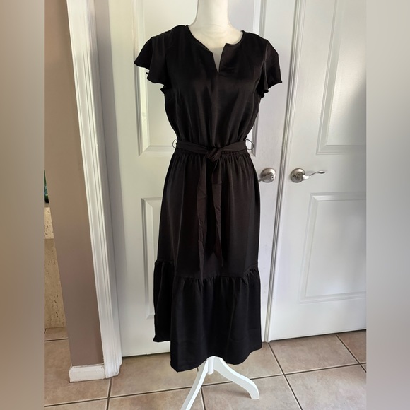 Lucky Brand Women's Flutter Sleeve Satin Tiered Midi Dress - Picture 3 of 16